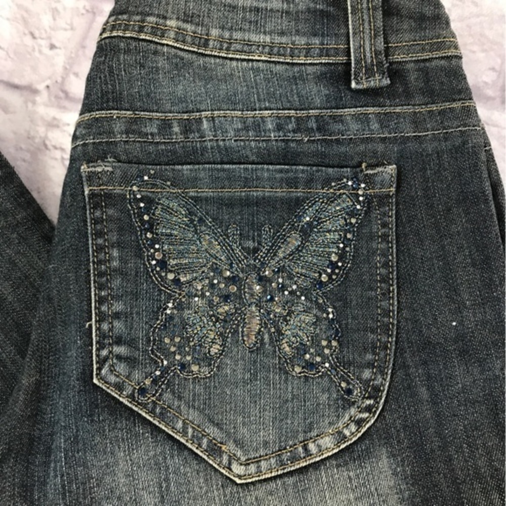 🔥3/$25 Back to School Deal Beaded‎ Butterfly Pockets Bootcut Jean Jane Doe